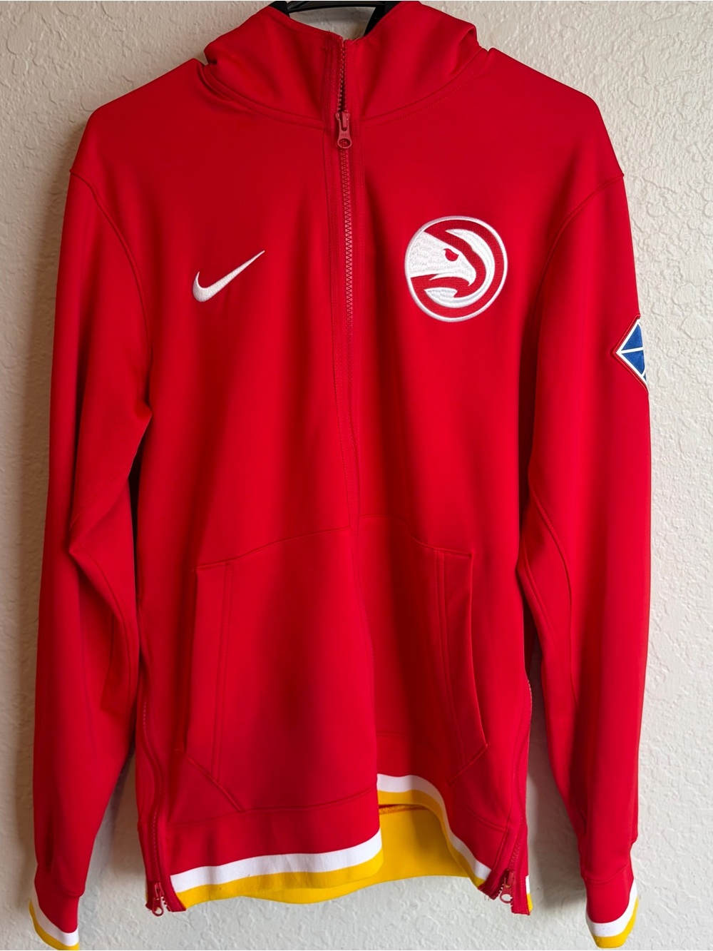 Atlanta Hawks Nike 75th Anniversary Red Showtime Zip Hoodie - Men’s Small NBA